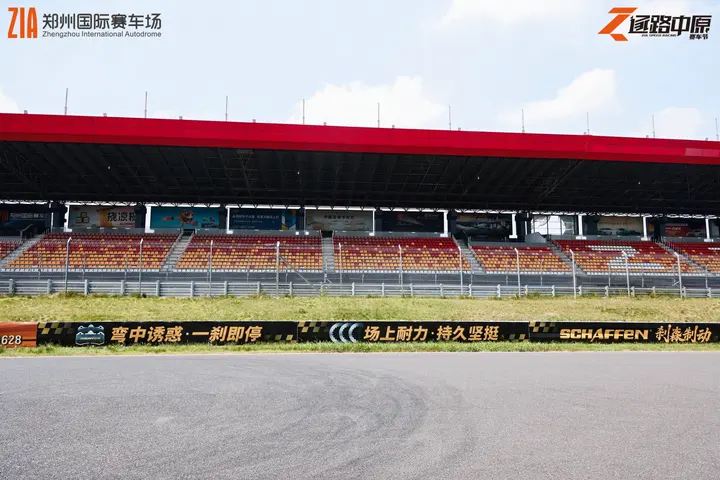 逐鹿中原郑州国际赛车场嘉年华 2026年5月16日 品牌展台