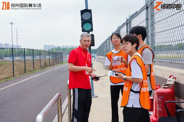 逐鹿中原郑州国际赛车场嘉年华 2026年5月16日 领奖台瞬间