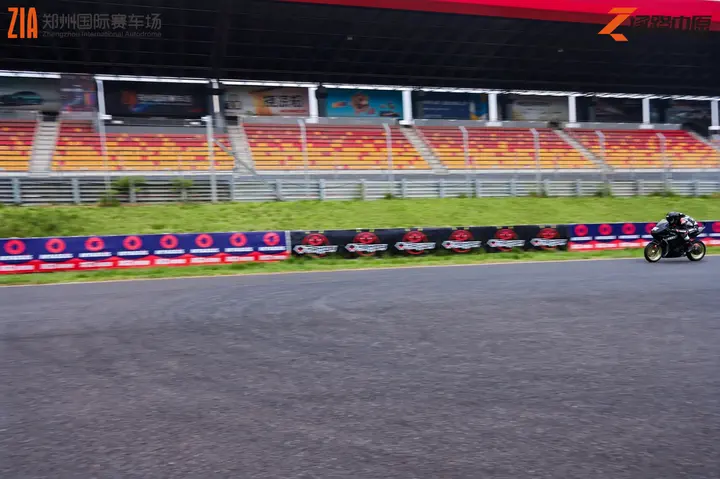逐鹿中原郑州国际赛车场嘉年华 2026年5月16日 品牌展台