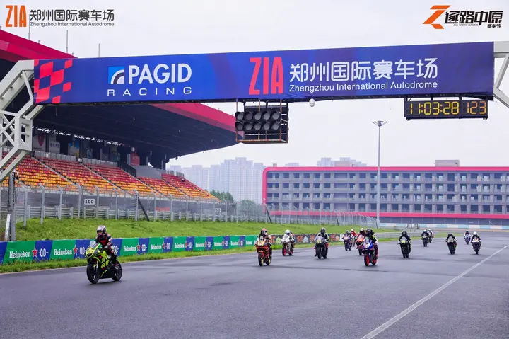 逐鹿中原郑州国际赛车场嘉年华 2026年5月17日 赛道驰骋