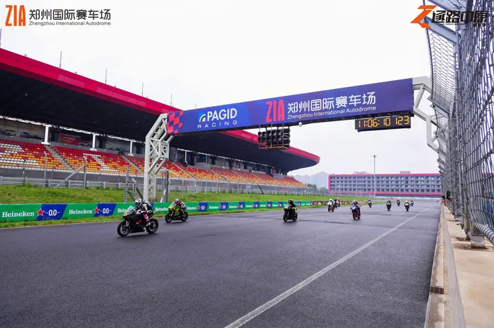 逐鹿中原郑州国际赛车场嘉年华 2026年5月17日 漂移体验