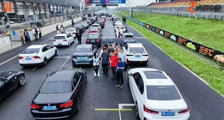 逐鹿中原郑州国际赛车场嘉年华 2026年5月17日 夜场灯光